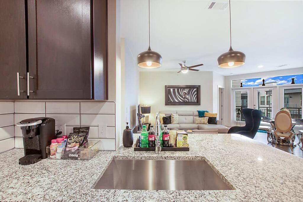 Love,Peace,And Relaxation 2 Bedroom Near Downtown Fort Worth Luaran gambar