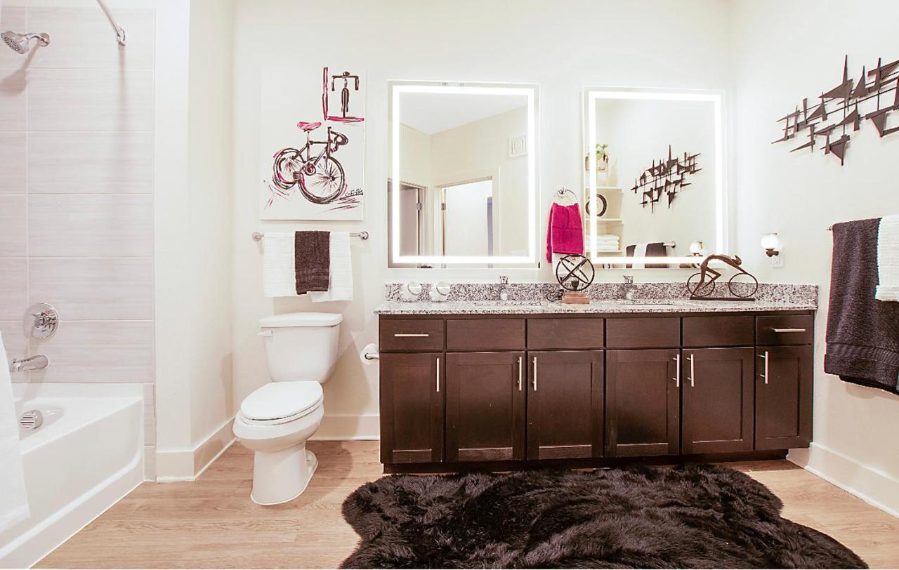 Love,Peace,And Relaxation 2 Bedroom Near Downtown Fort Worth Luaran gambar